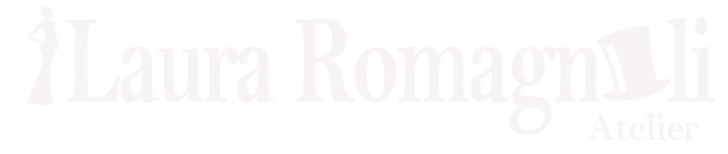logo laura romagnoli bianco