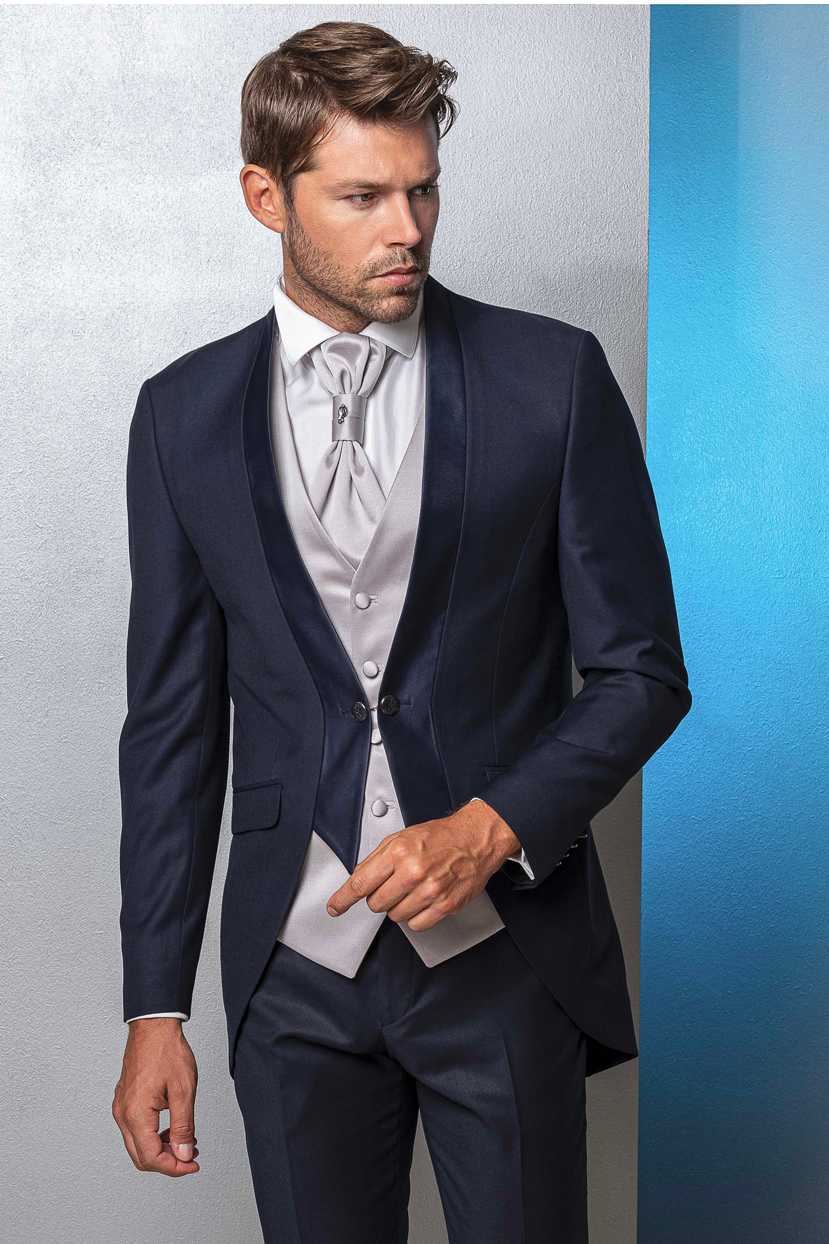 abito classico da cerimonia blu scuro italo perez petrelli abito classico da cerimonia blu scuro italo perez petrelli